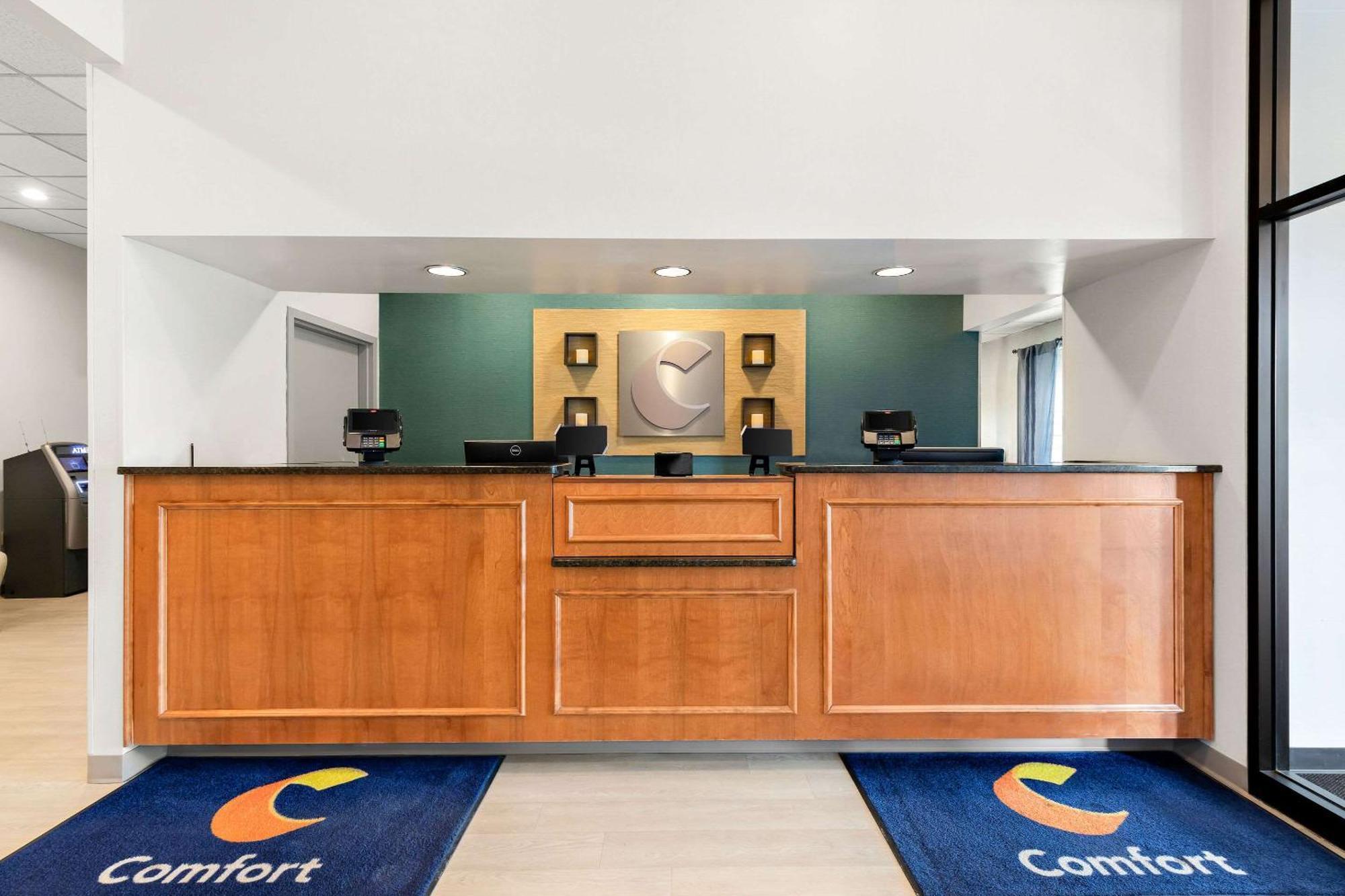 Comfort Inn Pocono Lakes Region Lake Ariel Buitenkant foto