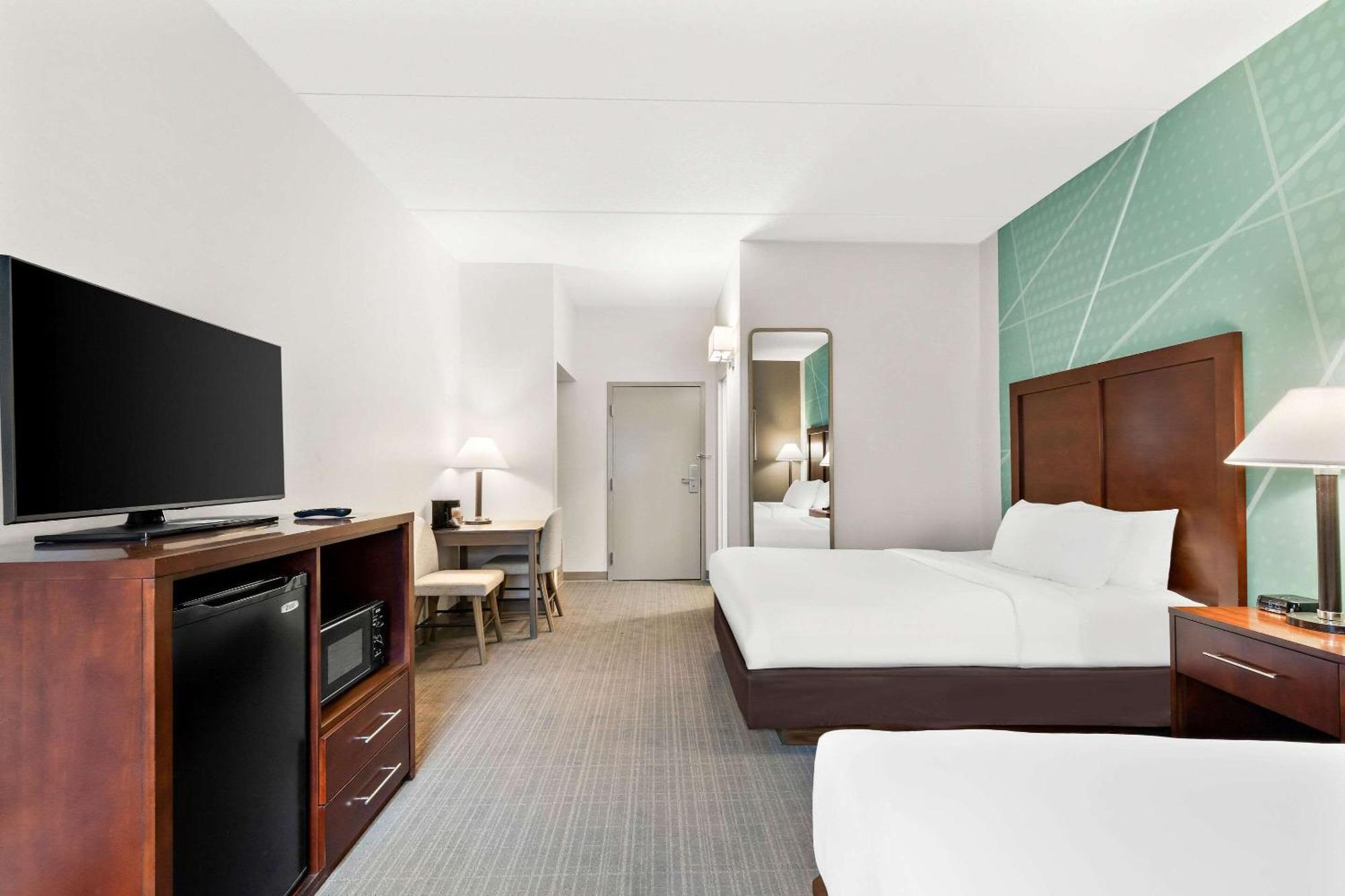 Comfort Inn Pocono Lakes Region Lake Ariel Buitenkant foto