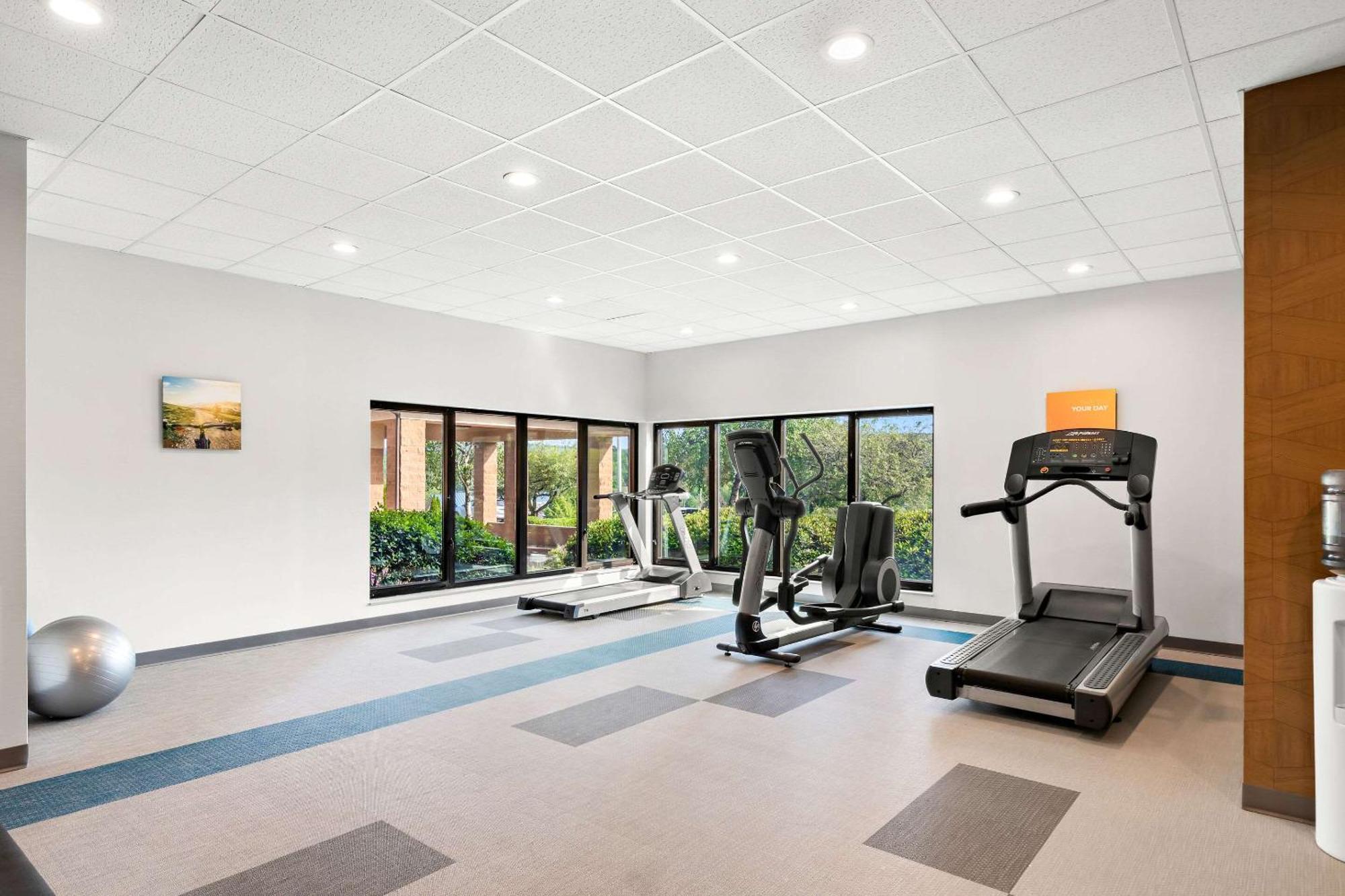 Comfort Inn Pocono Lakes Region Lake Ariel Buitenkant foto