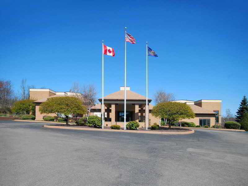 Comfort Inn Pocono Lakes Region Lake Ariel Buitenkant foto
