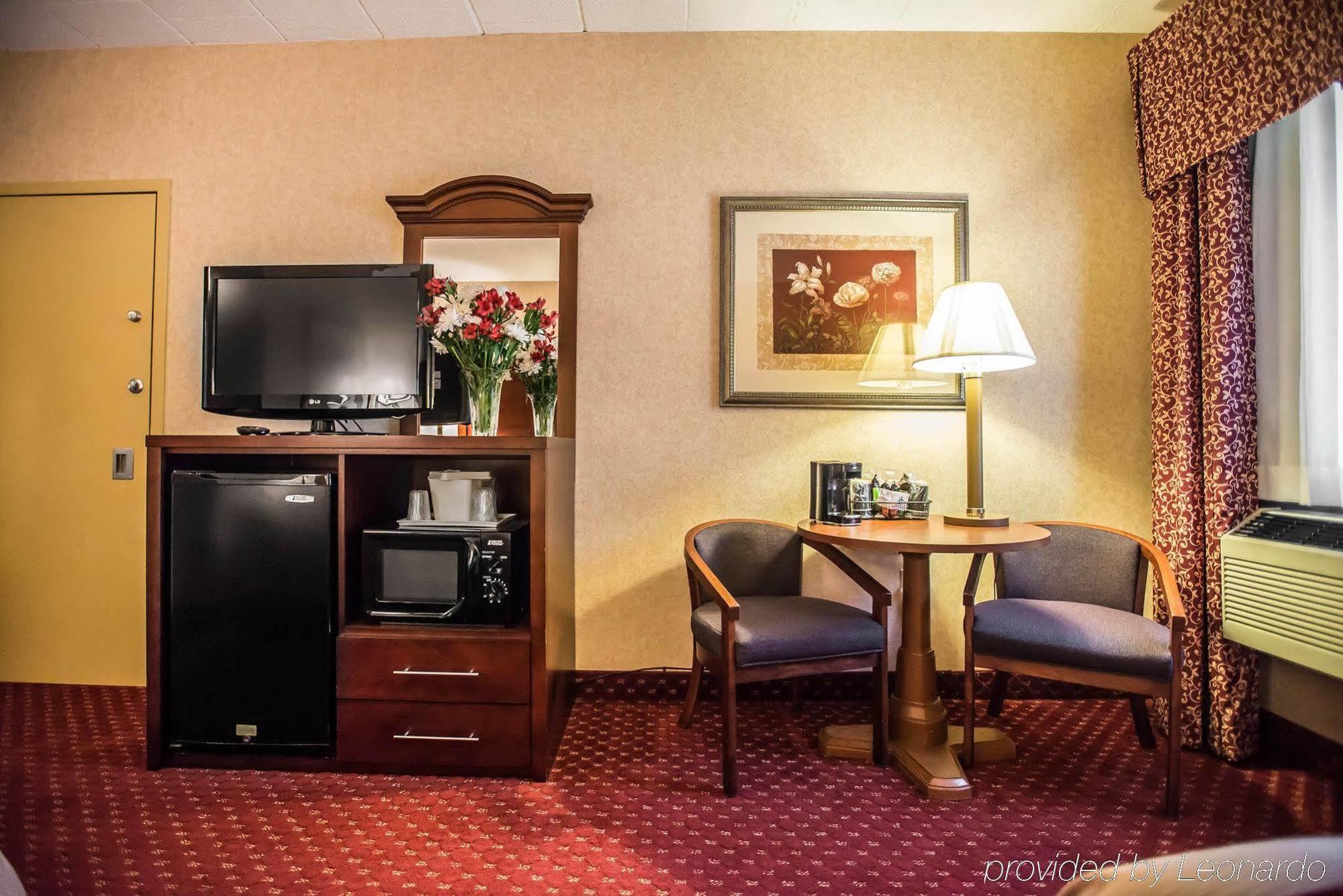Comfort Inn Pocono Lakes Region Lake Ariel Buitenkant foto