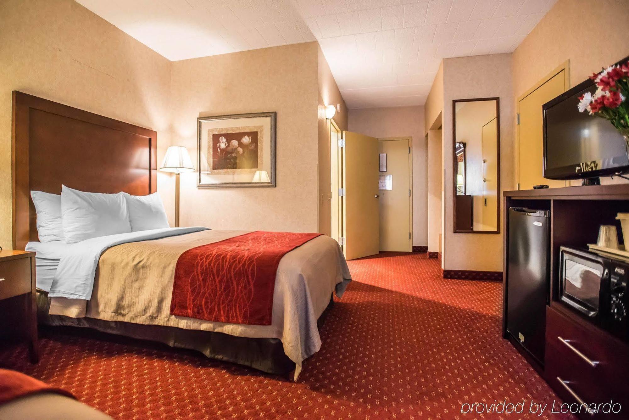 Comfort Inn Pocono Lakes Region Lake Ariel Buitenkant foto