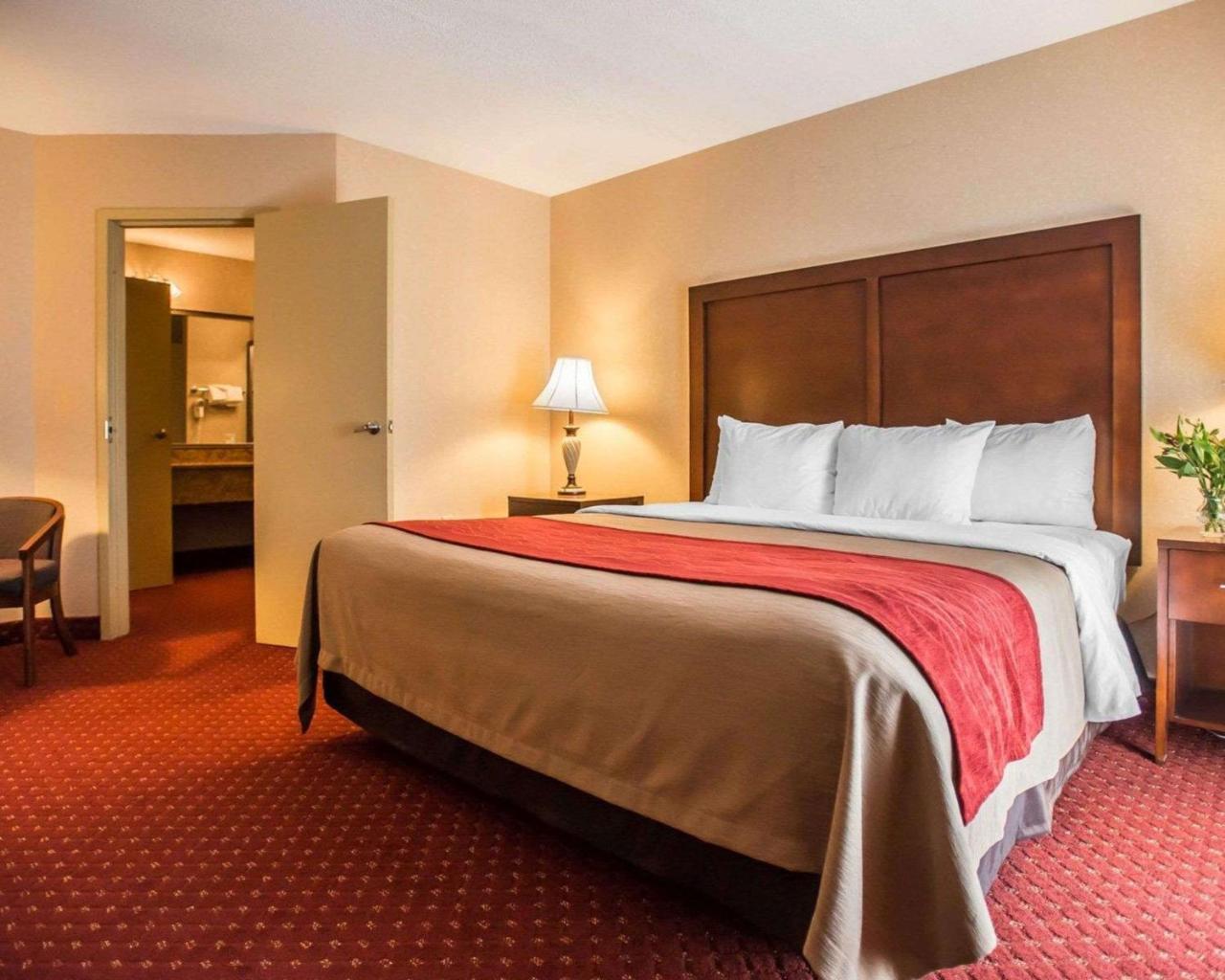 Comfort Inn Pocono Lakes Region Lake Ariel Buitenkant foto